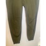 Mammut Olive Green Women’s Jogger Pants EUC Sz 8 Woven Cotton Outdoor Pockets Photo 2