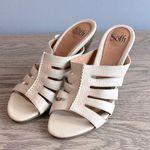 Sofft NWT Strappy Heeled Sandals Leather Cream Ivory Wood Heels Size 9 1/2 Tan Photo 0