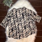 East 5th  Women beige/black zebra print linen blend button down sz 2X Photo 4