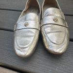 Tory Burch gold driving loafers 9.5 like new Photo 2