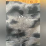 Varley  Cropped Leggings Photo 8