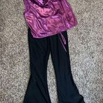 Soho Apparel NWT Casual outfit size L Silk like draped neck top with Flare leggings Photo 0