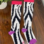Clove Shoes Compression Socks Neon Zebra Dye Medium White Photo 1