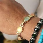 Gold Bracelet with Frosted Oval Links Photo 3