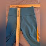 Zyia Active Janis Light n Tight High Rise 7/8 Blue Stripe Leggings size 4 Photo 6