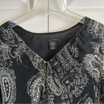 Anne Carson  Vintage
100% silk black blouse
womens size Large Photo 1