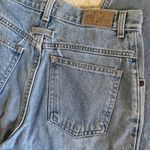 Vintage light wash high waisted Classic Blue Denim mom Jeans size 10 Photo 2