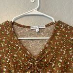 ⭐️Honey Collection bundle of 2 floral cinched front cropped tops size large Black Photo 2