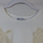 ZARA WHITE LACE APPLIQUE TEE SHORT SLEEVE SIZE SMALL Photo 4