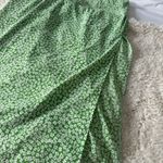 Boutique Adorable green floral maxi skirt with slit  Photo 4