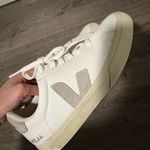 VEJA  Sneakers Photo 3