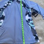 FILA  sport ceil blue floral side panel medium fits like Lululemon Photo 7