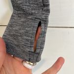 Saucony  Gray Seamless Dash Hoodie The Colorado Running Company. Size XSm… Photo 8