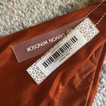 Devon Windsor  Joey Bottom Photo 1