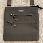 Baggallini Baggalini Shoulder Bag BNWOT color gray adjustable stripe lots of zippers Photo 12