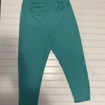 Fabletics FREE PEOPLE MOVEMENT TEAL YOGA LEGGINGS STRETCH COMPRESSION 3/4 LENGTH SZ MEDIUM Photo 0