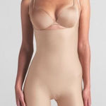 SKIMS NWT  BODY ZONED OPEN BUST MID THIGH BODYSUIT CLAY - LARGE Photo 0
