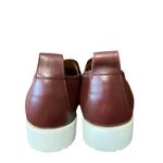 Everlane  Leather Street Shoe in Burgundy size 10.5 Photo 2