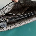 Guess New Chic Signature Logo Gray and Black Crossbody Purse Handbag Photo 6