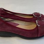 Gravity Defyer Faux Suede Flats Shoes NWT Photo 0