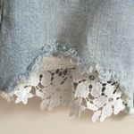 Wild Fable Light Wash Denim High Rise Eyelet Lace Raw Hem Summer Shorts NEW Photo 4