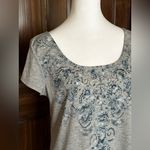 Maurice's Gray Short Sleeve Blouse with Elegant Pattern Photo 2