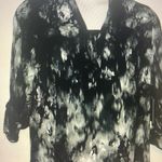 Elegant Black and White Women's Top Simply Vera high low Size undefined Photo 1