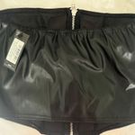 Pretty Little Thing NWT  Top Photo 3