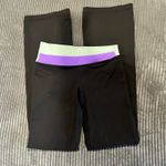 Lululemon  Women's 4 Ankle Flare Black Purple Aqua Waste Leggings Photo 1