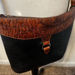 JACK  Georges Genuine Leather Serena Crossbody Purse Photo 9