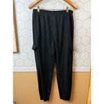 Vuori  Black Boyfriend Cargo Sweatpant Jogger - Size - Medium Photo 3