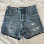 Levi’s 80s Mom Shorts Photo 0