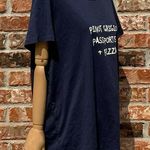 Hue Pinot Grigio Passports & Pizza navy blue T shirt / L / Excellent condition Photo 1