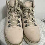 White Mountain Title:
Cliffs by ”Sabine” Women’s Hiker Boots Beige Size 8.5M(B43) Photo 0