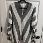 Long Sleeve V Neck Chevron Sweater Gray/White Rib Trim Plus 2X Gray Photo 0
