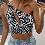 SheIn Tank Top Photo 0