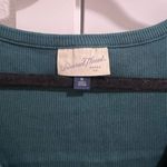 Universal Threads Women's Long Sleeve Ribbed V-Neck T-Shirt - Universal
 Thread™ Dark Green XL Photo 1