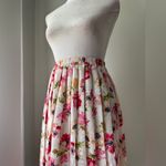 Leslie Fay Vintage ‘00s Ivory & Pink Floral Print Pleated Knee Length Skirt Photo 3
