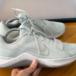 Nike Women’s MC Trainer 2 size 10 Photo 0