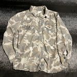 Vintage Havana Womens small camouflage long sleeve shirt Photo 0