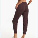 Vuori  Performance Jogger Photo 1