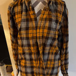 Yellow and Black Plaid Football Pumpkins Graphic Flannel Shirt Size XL Photo 0