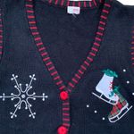 Holiday Editions Black Printed Knit Sweater Vest Festive Embroidery Red Plaid Size L Photo 4