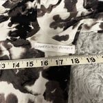 Rose + Olive  Monochrome Abstract 3/4 sleeve Top with ruched sleeves and sides Photo 3