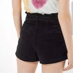 American Eagle America Eagle Black Mom High waisted shorts with belt/bow Photo 1