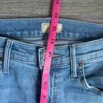 MOTHER The Insider Crop Step Fray Thrilling Shots 27 Blue Photo 8