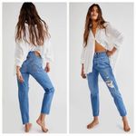 Levi's 28 Wedgie Jeans Icon Athens Asleep Straight Tapered High Rise Medium Wash Photo 1