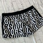 Adidas Athletic Running Shorts Women’s Black White L Stretch Streetwear Sports Photo 6