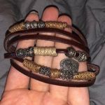 leather like beaded bracelet with metal clasp Photo 0