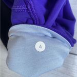 Lululemon  Athletica Purple Leggings Cropped Workout  Bottoms in Size 4 Photo 2